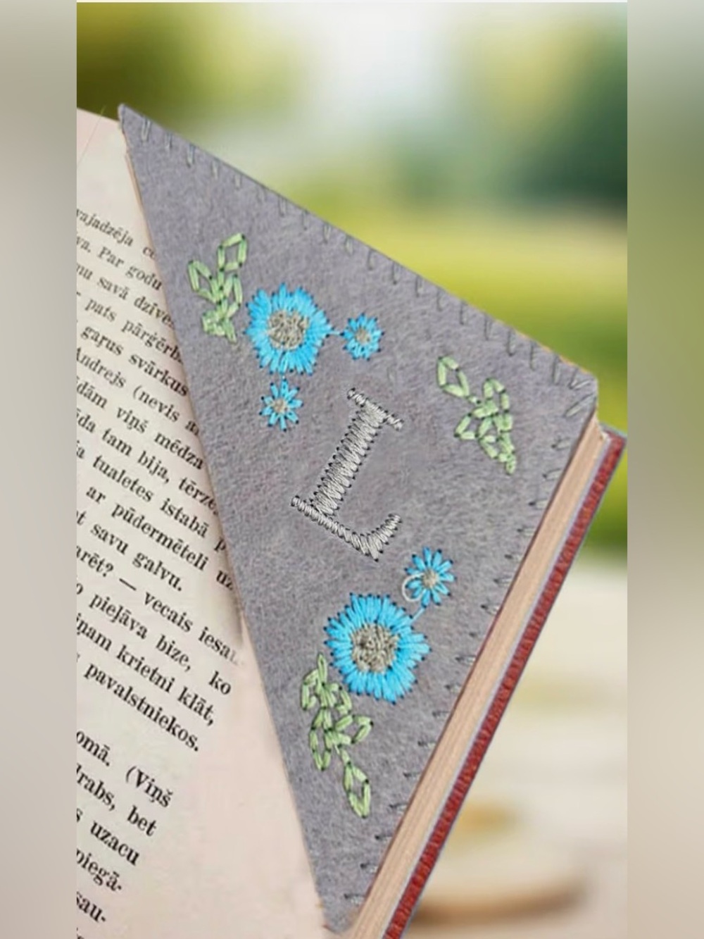 Embroidered Corner Bookmark with Initial L